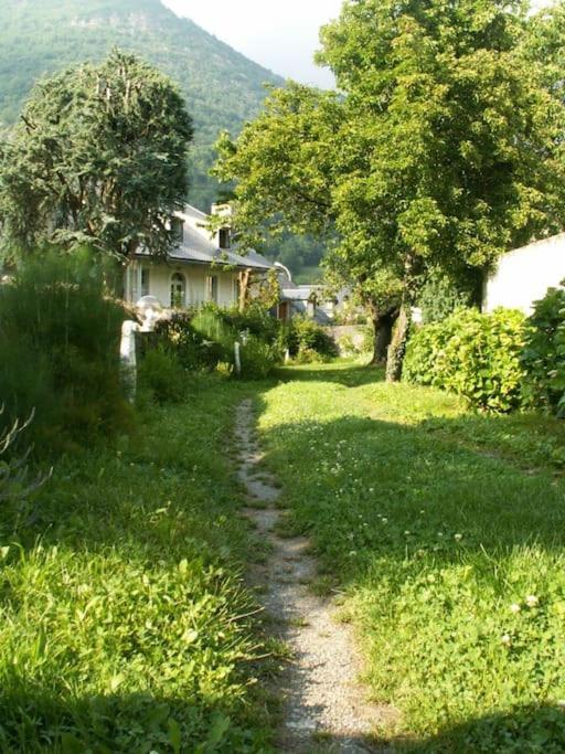 Magnifique Maison De Maitre Du 18E Avec Jardin Luz-Saint-Sauveur Esterno foto