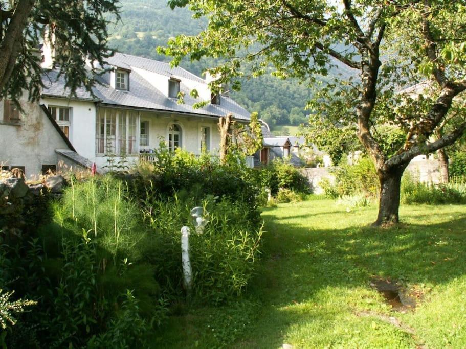 Magnifique Maison De Maitre Du 18E Avec Jardin Luz-Saint-Sauveur Esterno foto